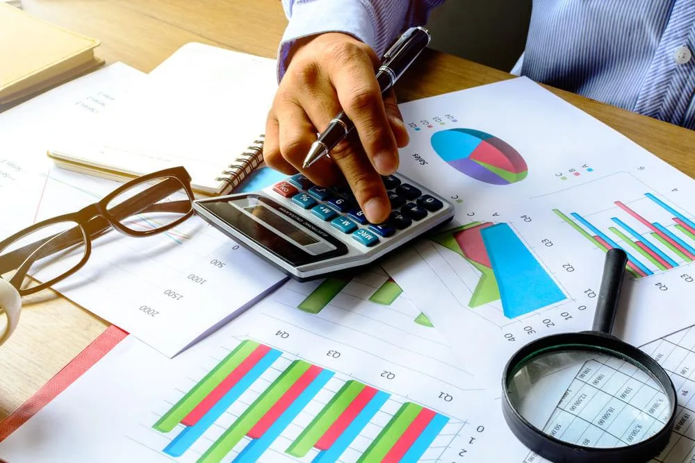 ComptaFlash — Effortless Accounting with Real-Time Financial Insights