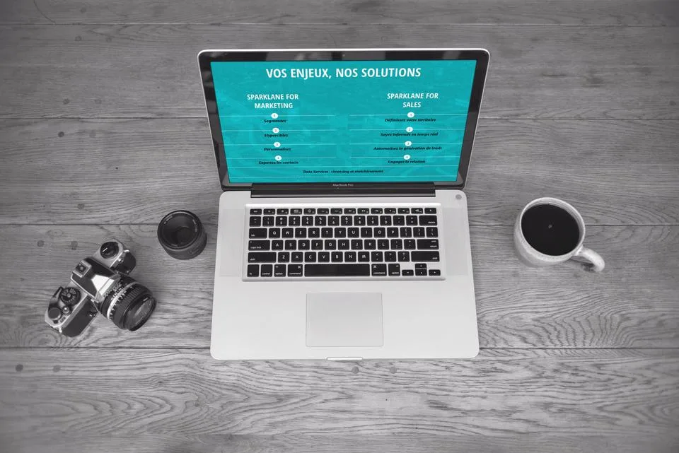 Sparklane — Predictive Lead Scoring B2B Solution
